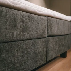 Bed Bilbao Donkergrijs - 180x200 cm