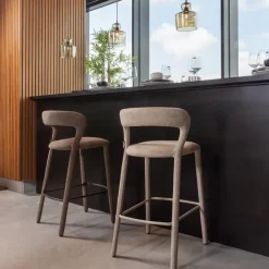 WOOOD Barkruk Noble Zand