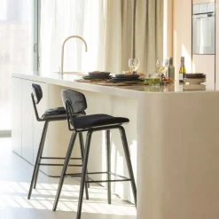 WOOOD Barkruk Senn Zwart