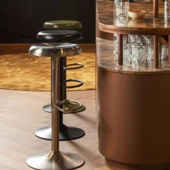 WOOOD Draaibare Barkruk Isaac Groen